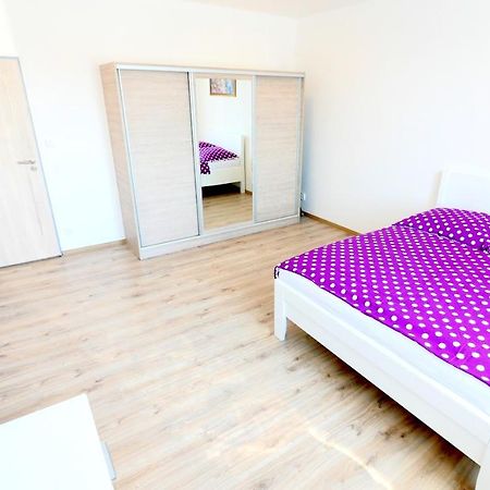 Apartman U Louckeho Klastera 2 Plus Kk ซนอยโม ภายนอก รูปภาพ